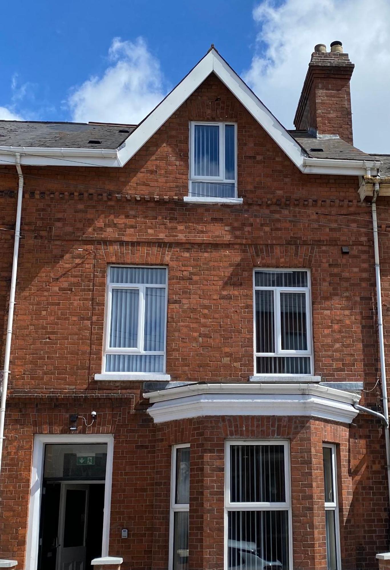 Roskeen Townhouse Belfast Exterior photo